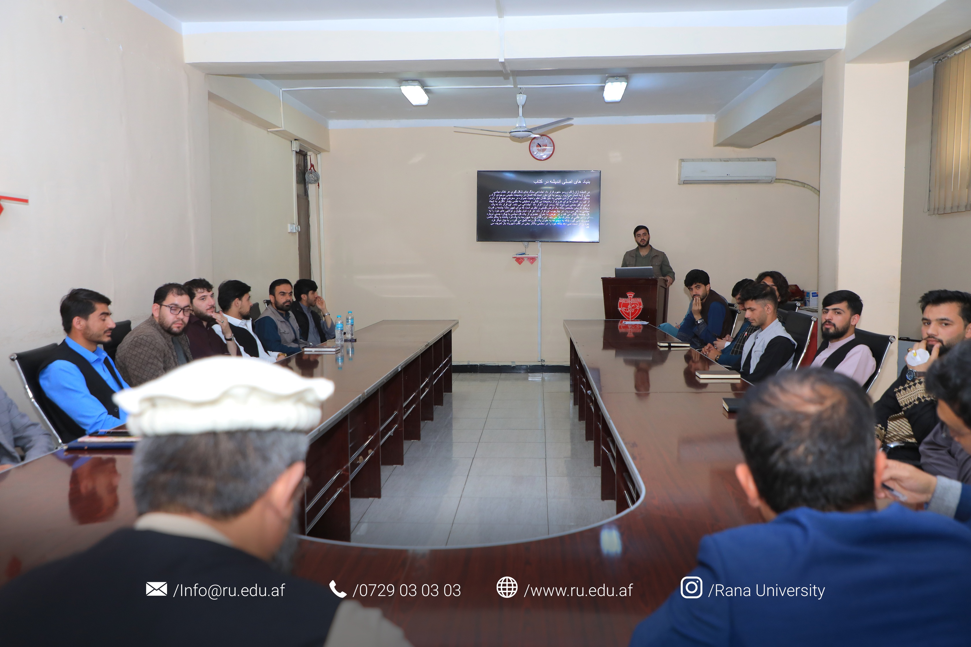 برگزاری سمینار علمی دانشجویی در پوهنځی حقوق و علوم سیاسی